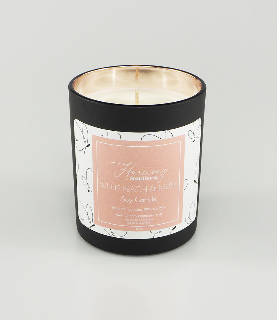 White Peach & Musk Soy Wax Candle